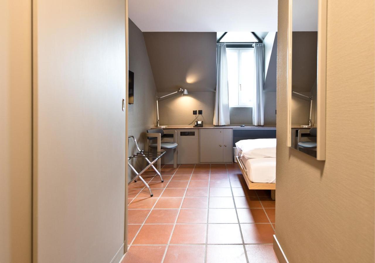 Hotel Sonne Sissach Exterior photo